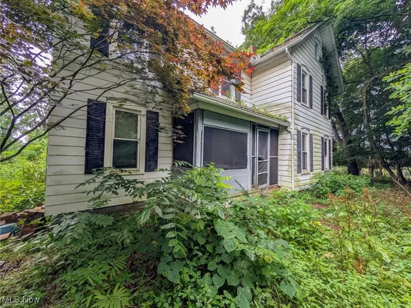 752 Tallmadge Rd, Kent, OH 44240