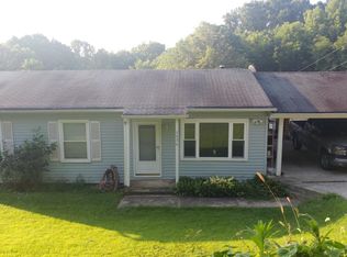 6636 Newport Rd, Catawba, VA 24070