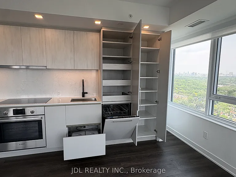 609 Sherbourne St #3109 — Photo 7