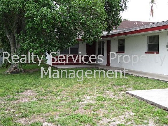 2nd image of 2719 Central Ave APT C