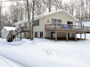 10 Brandon Dr, Negaunee, MI 49866