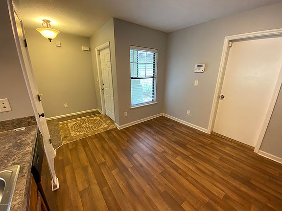 4th image of 7847 Playschool Ln