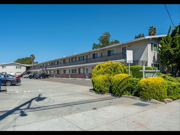 2601 Marina Blvd APT 9