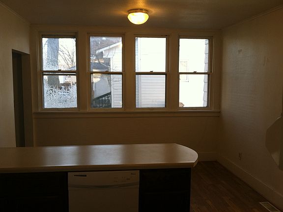 5th image of 3509 6th Ave