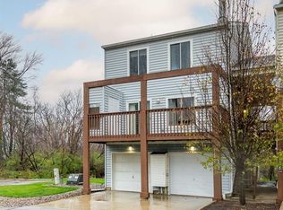 22258 River Walk Rd #43, Rocky River, OH 44116