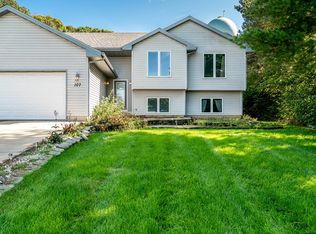 107 Drew Ct NE, Poplar Grove, IL 61065