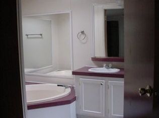 8 Apollo Dr, Hubert, NC 28539