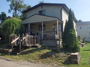 192 Hickory St APT A, Mc Kees Rocks, PA 15136