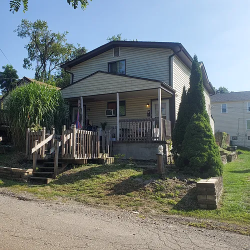 192 Hickory St #A Photo 1