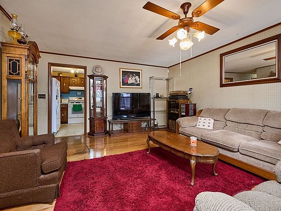 5th image of 967 Florence Rd