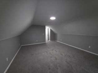 9911 Somerset Ave, Detroit, MI 48224