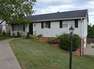 120 Vista Dr, Bridgeport, WV 26330