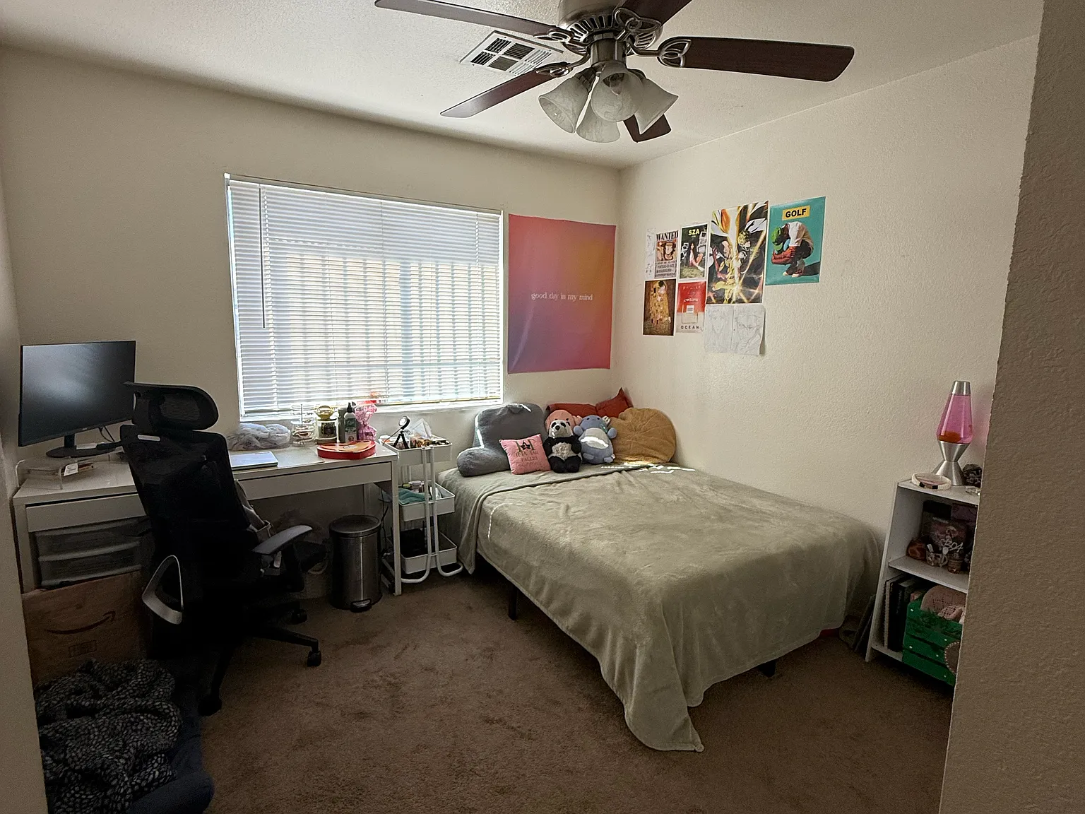 439 E Linden St — Photo 3