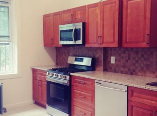 2122 New York Ave, Union City, NJ 07087