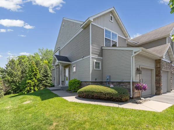15221 Stonewood Ter, Burnsville, MN 55306