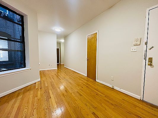 1st image of 228 W 24th St APT 4W