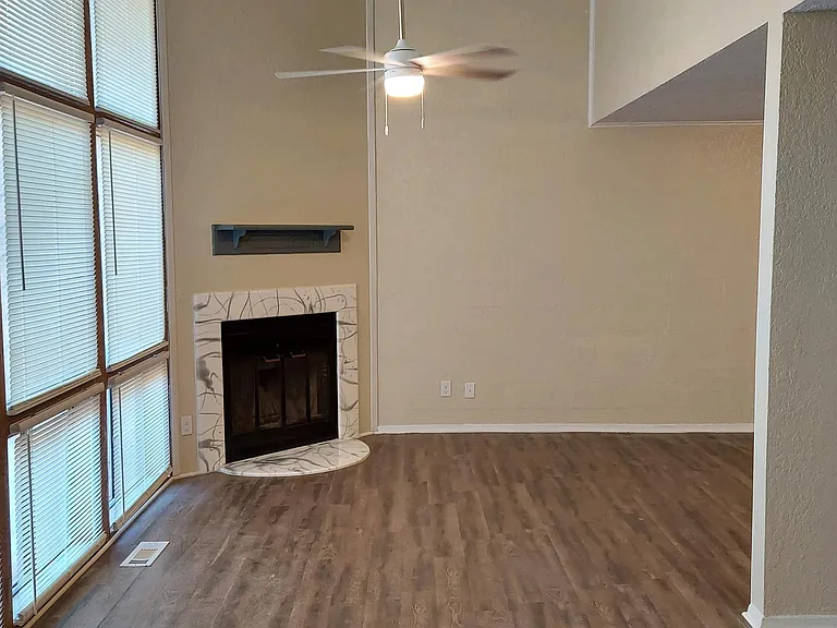 120 Cash St #B3 — Photo 2