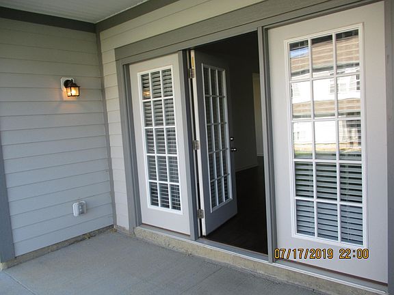 3rd image of 5836 Yellowfin Ln