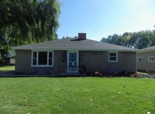 1311 S Baird St, Green Bay, WI 54301