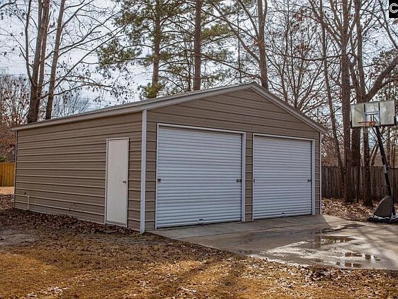 2nd image of 9 Bushnell Ct