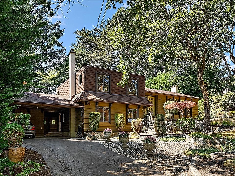 1st image of 3832 Persimmon Dr
