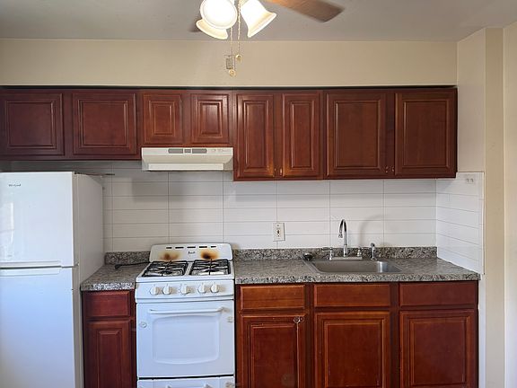 5th image of 69-71 Mehrhof Rd #2