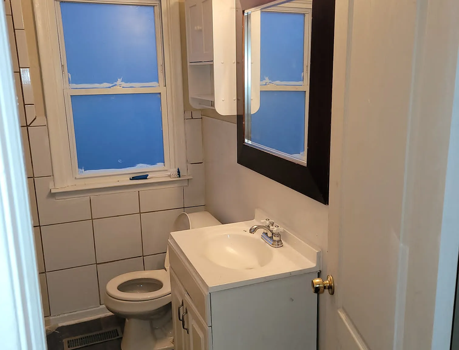 2 bed, 1400 sqft, $1,350 — Photo 4