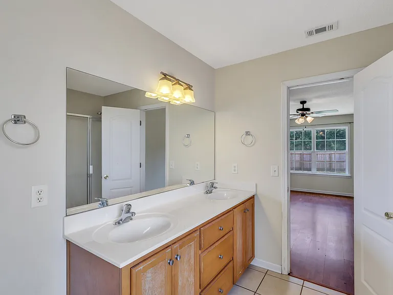 233 Madison Belle Ln — Photo 21