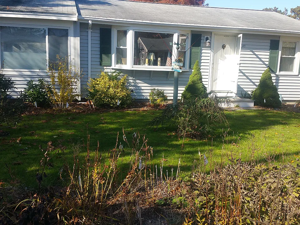 49 Cornell Dr