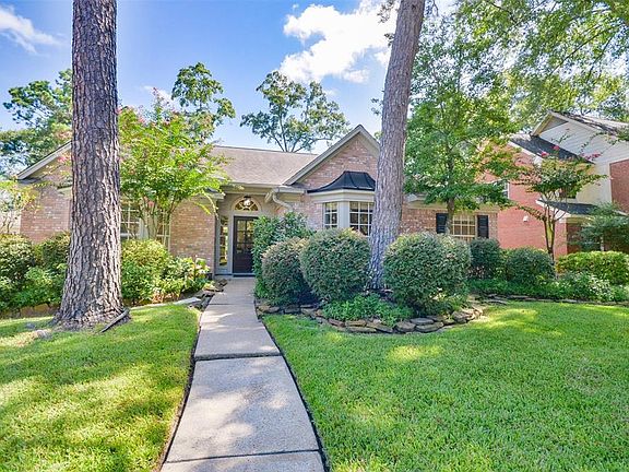 3rd image of 4107 Haven Pines Dr