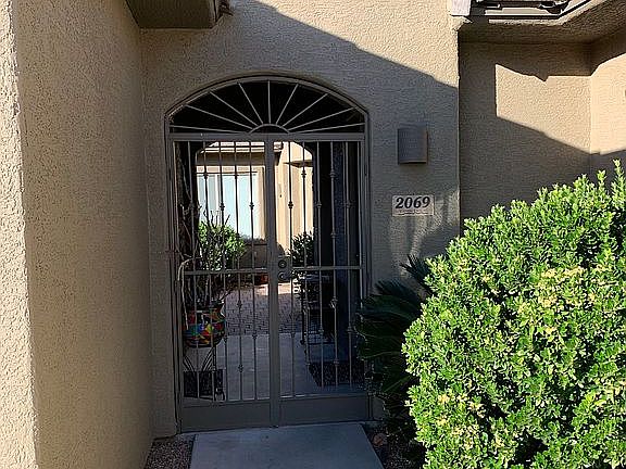 2nd image of 2069 W Escondido Canyon Dr