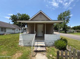 1402 Iowa Ave, Joplin, MO 64801