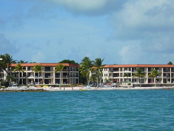 3rd image of 1001 W Ocean Dr #2206
