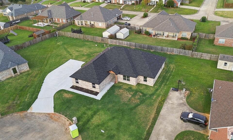 2nd image of 18 Pecos Pl
