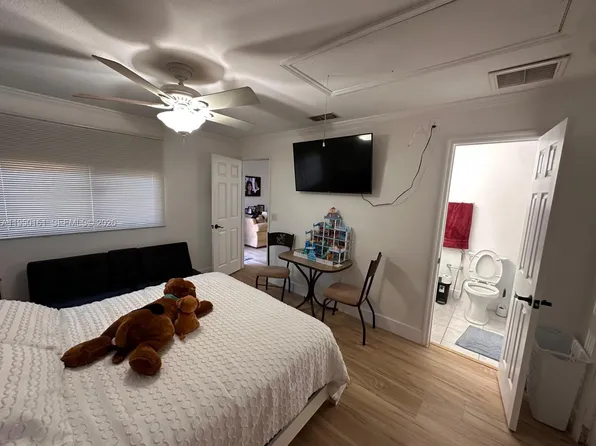 6370 Royal Woods Dr, Fort Myers, FL 33908