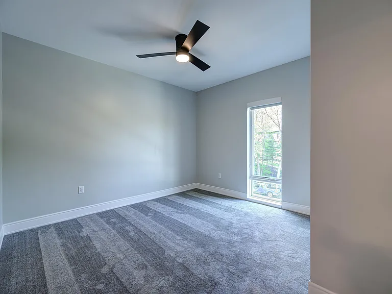 2059 Lafayette Rd #203 — Photo 20