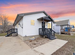 3143 N Jessica Ave, Sioux Falls, SD 57104
