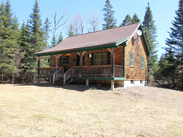 12 Winter Road, Rangeley, ME 04970
