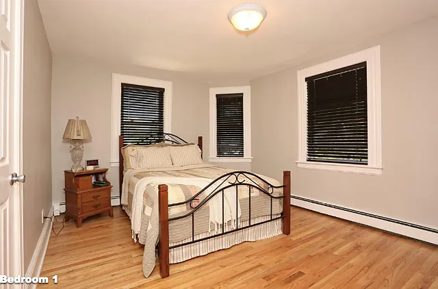 81 W Main St — Photo 3