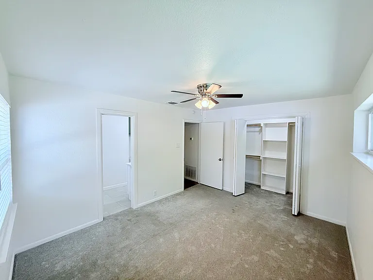 1411 W Shields Dr — Photo 12
