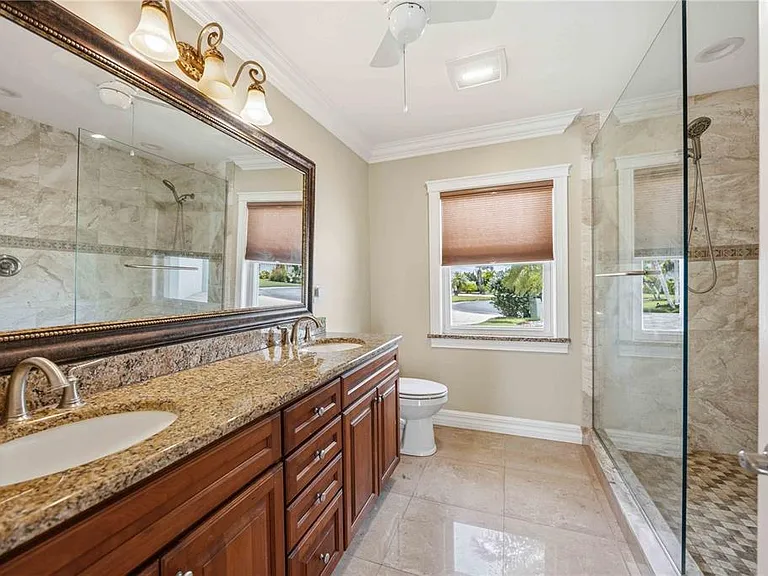 1714 Claw Ct — Photo 14