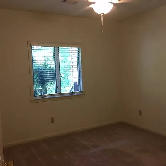 Rivermist Dr — Photo 10