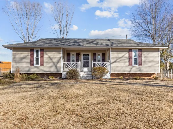 117 Shallowford Rd, Easley, SC 29640