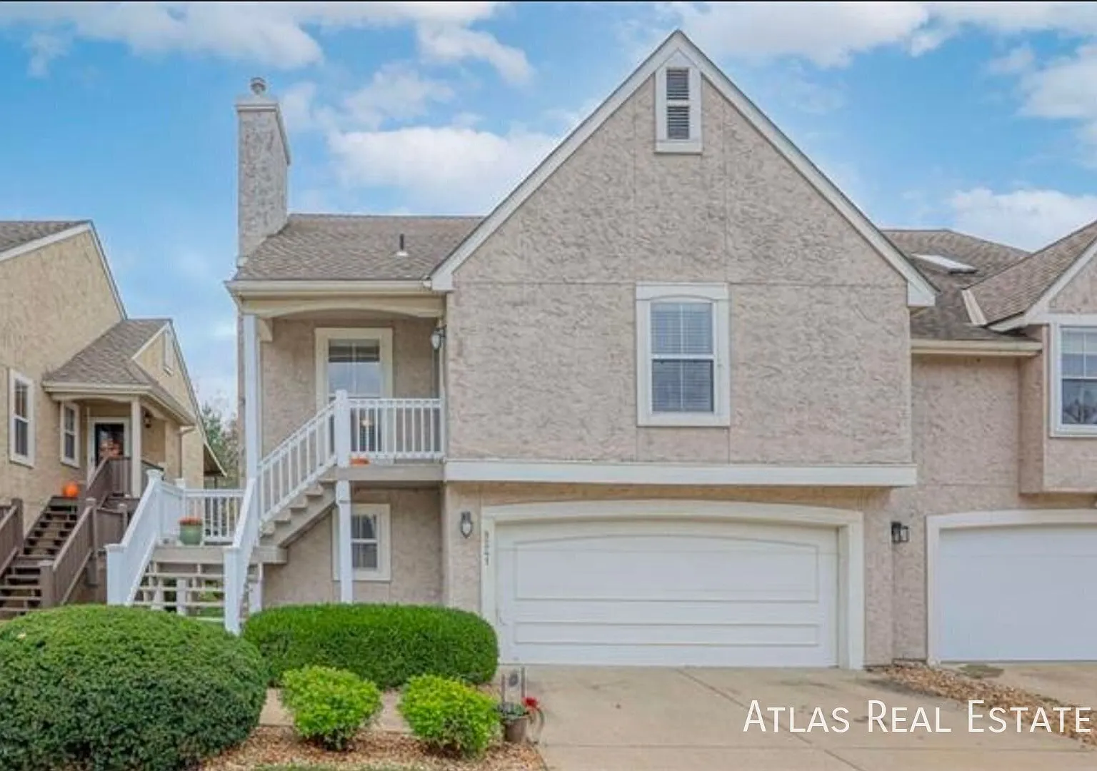 Coming SOON: Beautiful townhome in a prime Lenexa location! — Photo 2