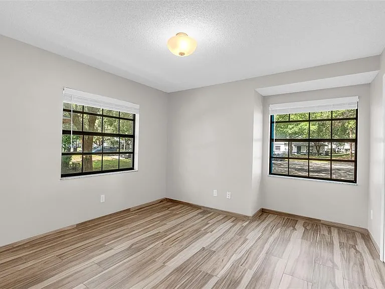 2643 Laser Ct — Photo 18
