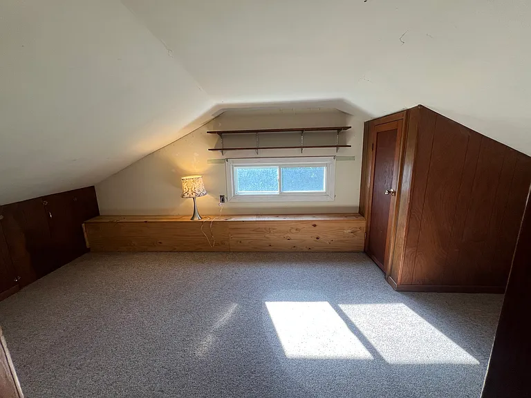 418 N Main St — Photo 8