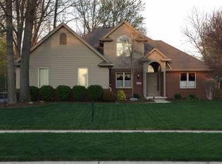 9102 Legacy Ct, Temperance, MI 48182