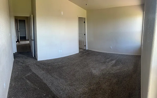 3 bed, 1282 sqft, $1,750 — Photo 2