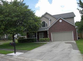 400 Barreling Ct, Moncks Corner, SC 29461