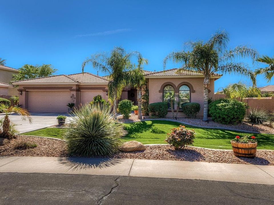1st image of 2935 E Mahogany Pl
